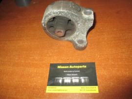 Insulator-engine mounting, front Nissan Micra K11 11210-99B00 Used part.