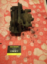 Remklauw linksvoor SR20DE Nissan Primera P11/WP11 41011-9F500 Gebruikt.