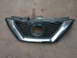 Grille assy-front Nissan Qashqai J11 62310-HV3** Used part.