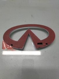 Grille front emblem Infinity Nissan 62892-CM80D Original.