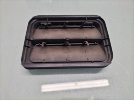 Ventilatierooster Kofferbak Nissan Primera P12 78854-AV600 Gebruikt.