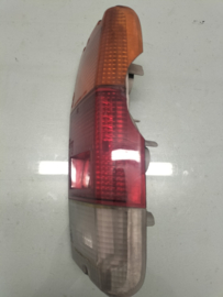 Achterlicht rechts Nissan 26520-G4002 Koito 220-52422R Gebruikt. Schade.