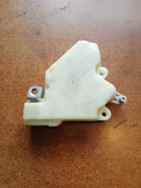 Deurslot mechaniek rechtsvoor Nissan Primera P10 80552-01U61