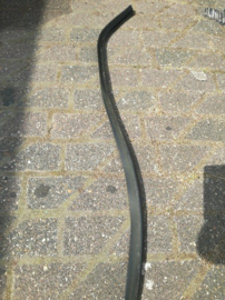 Afwaterrubber links Nissan Almera N16 76843-BM700