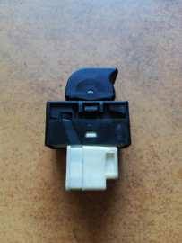Switch power window 25411-2F001 Used part.