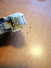 Deurslot mechaniek Nissan Micra K11 80552-0U800 Gebruikt.