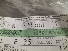 Floor mat set Nissan KE745-3Z021 Original.