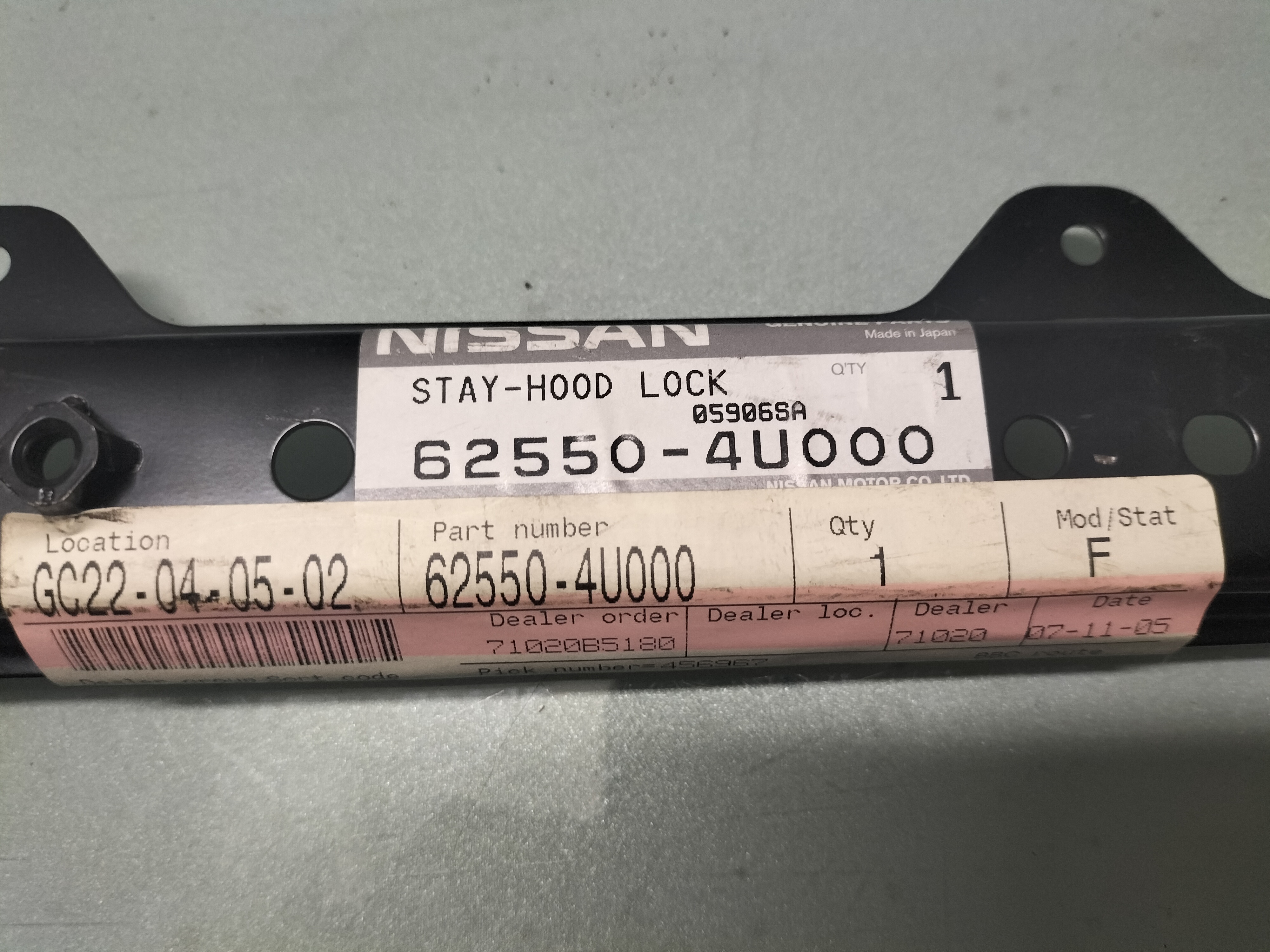 Vertikale steun radiateurframe Nissan 62550-4U000 Origineel.