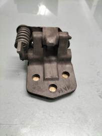 Deurscharnier onderste links Datsun Sunny B210 80421-H5000 Origineel.