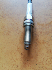 Spark plug A2811590103 Nissan 22401-00Q0M Original.