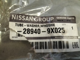 Ruitensproeierslang Nissan Atleon TK3 Nissan 28940-9X025 Origineel.