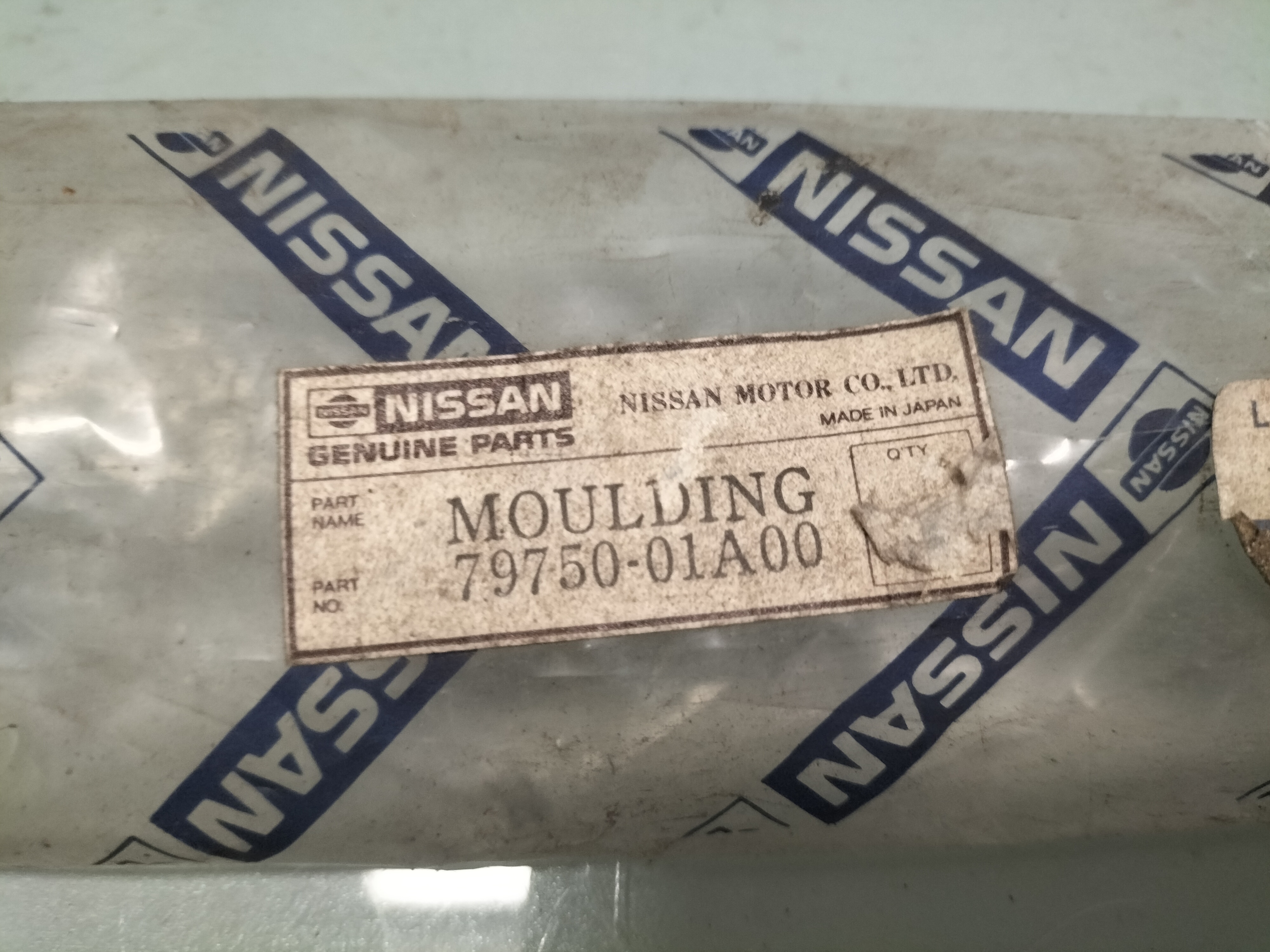 Sierlijstenset Nissan 79750-01A00 Origineel