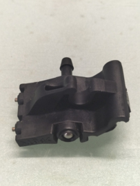 Ruitensproeierkopje rechts Nissan Primera P12 28930-AU800 Gebruikt.