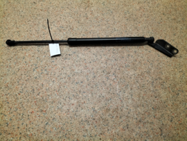Gasveer achterklep Nissan Micra K14 90450-5FA1A Gebruikt.