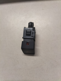 Alarmlichtschakelaar Nissan Micra K14 25290-4BA0A Gebruikt.