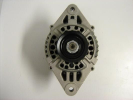 Dynamo 65a Nissan 23100-0E700 B13/N14/Y10 Gebruikt