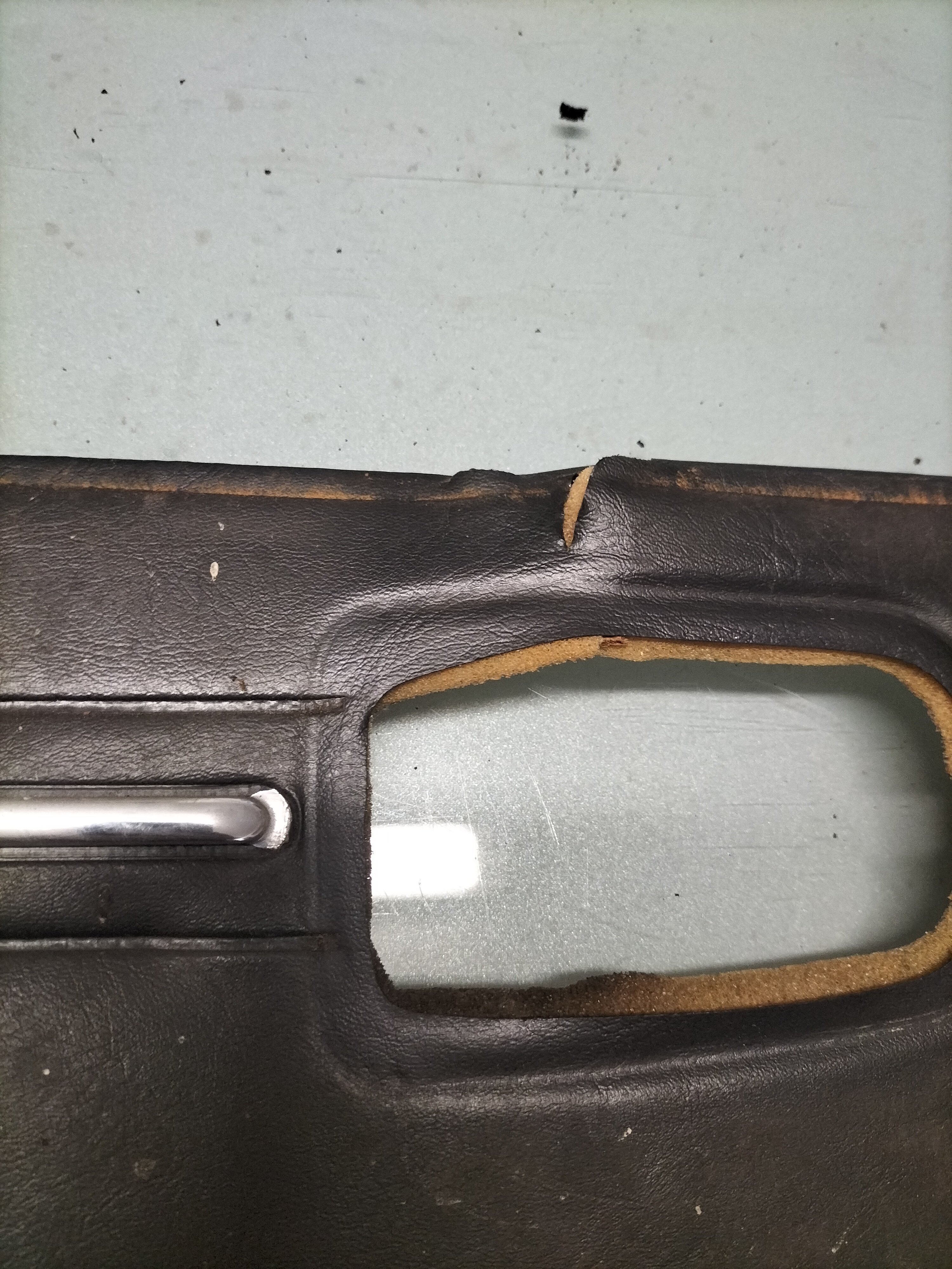Assy-trimming rear door, left-hand Datsun Cherry E10 82901-M0400 Used part. Little damage.