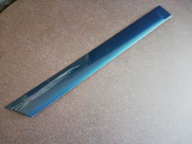 Moulding-rear door, right-hand Nissan Primera P11 82870-9F500 (Z01) Little damage.