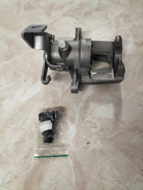 Remklauw rechtsachter Nissan Interstar X70 44001-00QAA Nieuw.