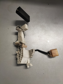 Tankvlotter Nissan Micra K11 25060-4F100 Gebruikt.