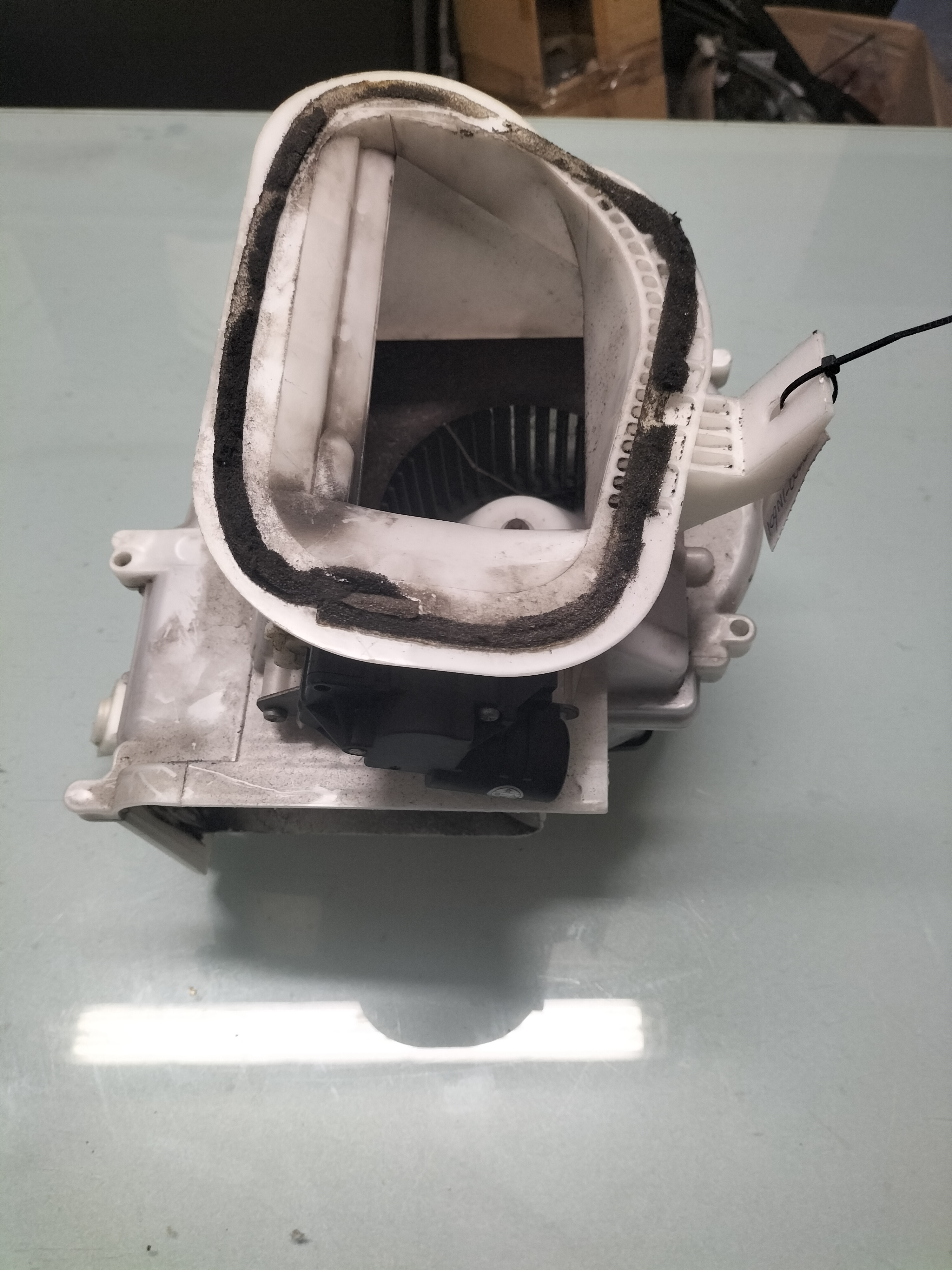 Kachelhuis Nissan Almera N15 27200-1N601 Gebruikt