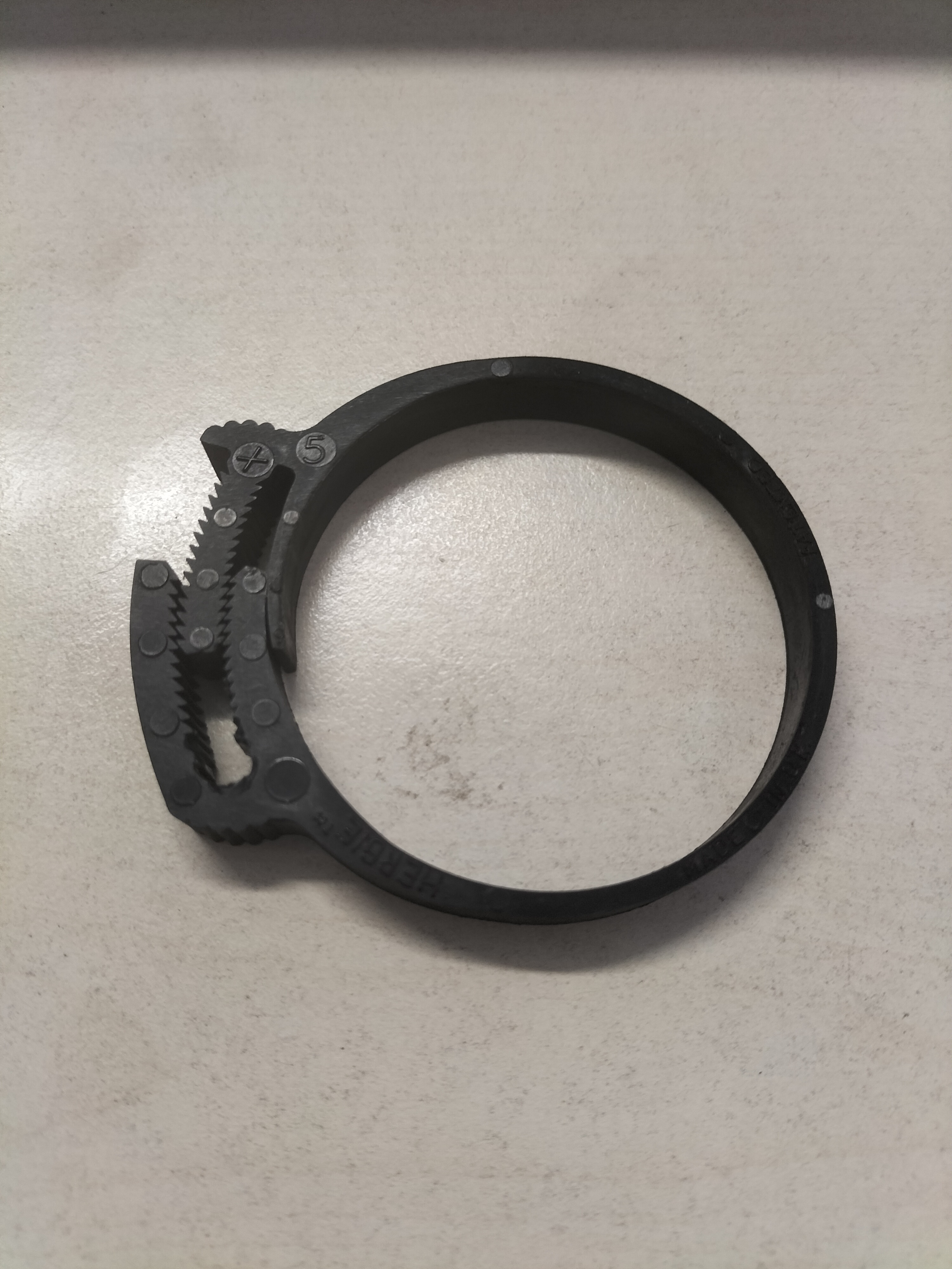 Band assy-air cleaner Nissan 16560-AU010 Used part..