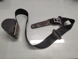 Assy-safety belt, front seat 3-point Datsun Cherry E10 86830-M0200 Gebruikt.
