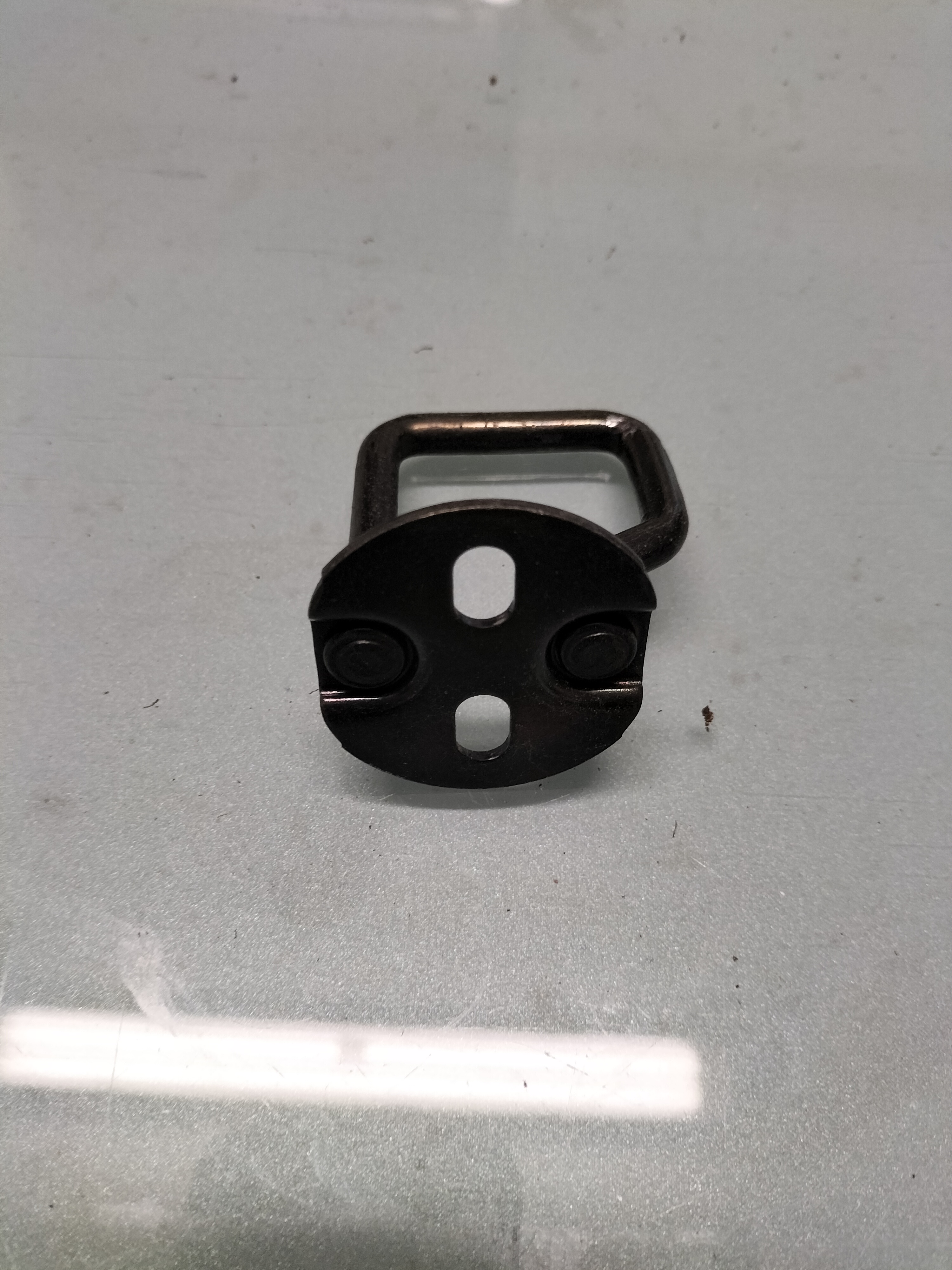 Achterbankslotvanger Nissan Micra K10 88642-22B00 Gebruikt