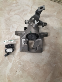 Remklauw linksachter Nissan Interstar X70 44011-00QAB Nieuw.