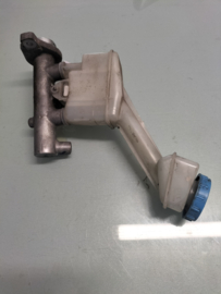 Assy-cylinder , brake master tandem Nissan 46010-AV600 Used part