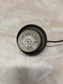 Cap assy-filler Nissan Micra K14 17251-5RA0A Used part.