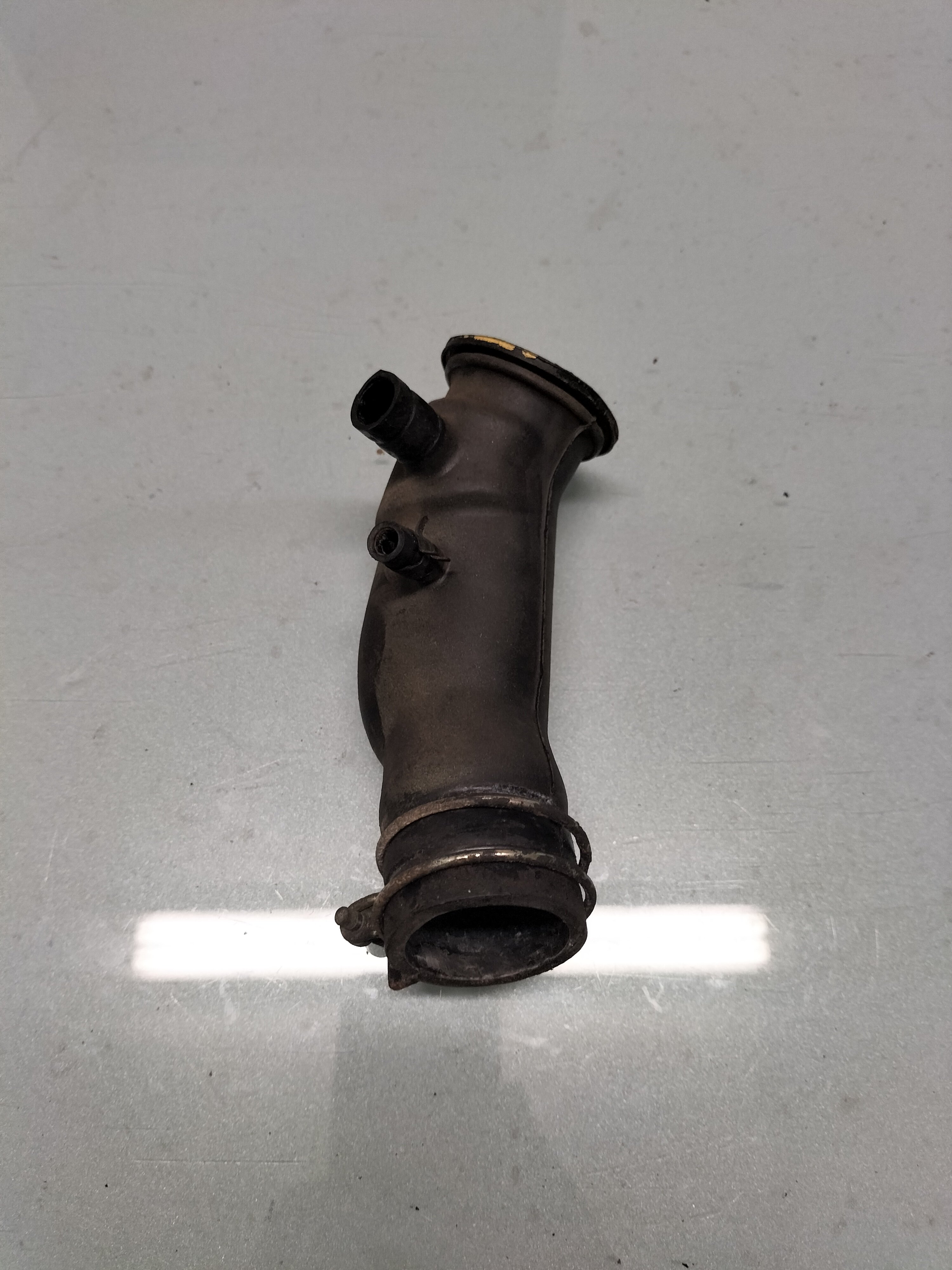 Brandstofvulpijp Datsun cherry E10 17220-M0205 Gebruikt