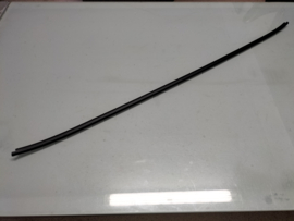 Moulding-windshield upper, center Nissan Almera N16 72752-BM400 Original.