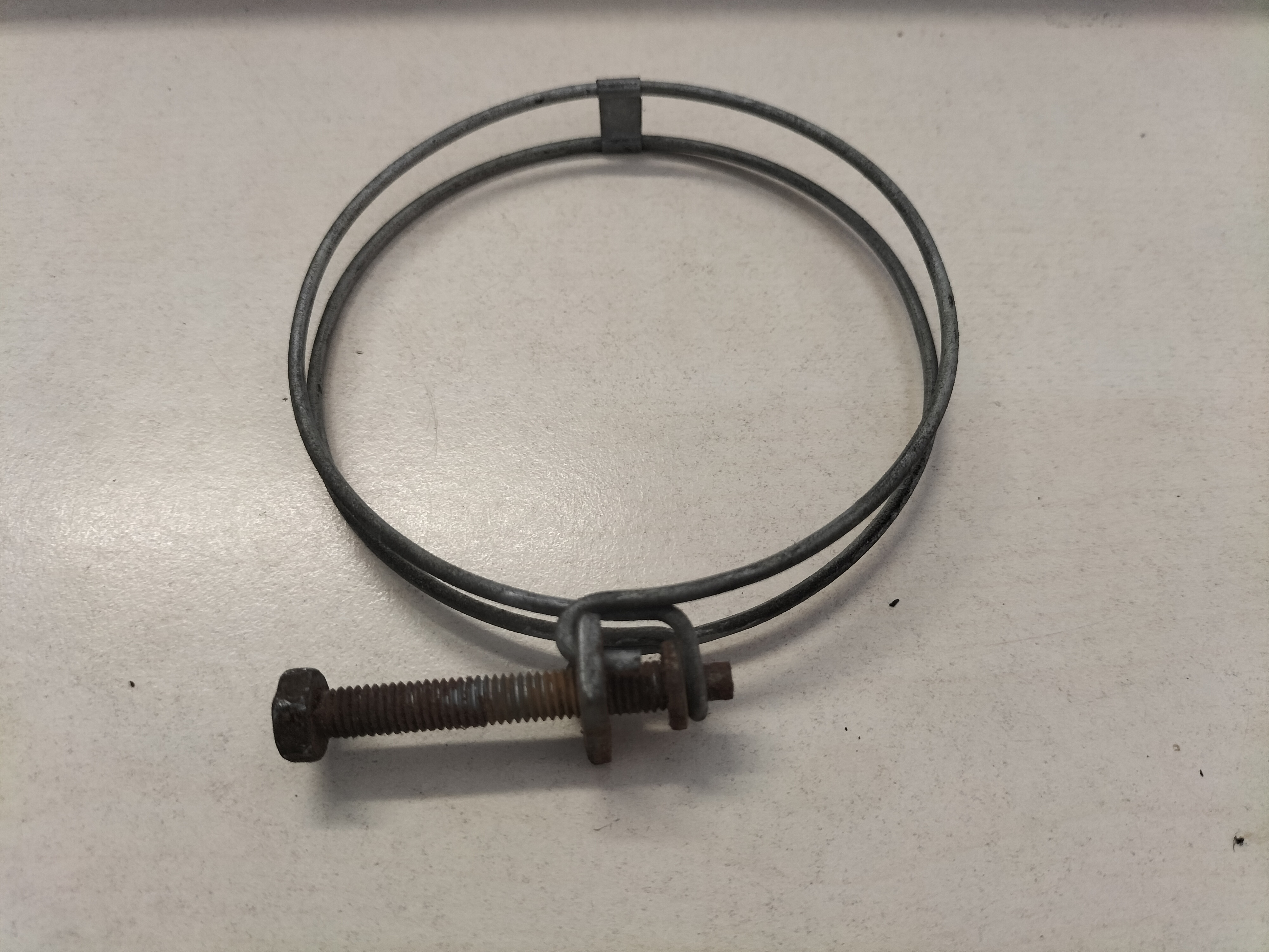 Slangklem 86mm Nissan 01555-00571 Gebruikt.