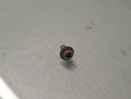 Kruiskopschroef 4,75 X 11 Nissan 08510-51212 Gebruikt.