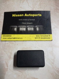 Dummy dashboardschakelaar Nissan Almera 68960-90J00 F24/ K11 / N16/ P10/ P11/ P12/ R20/ V10/ WP11