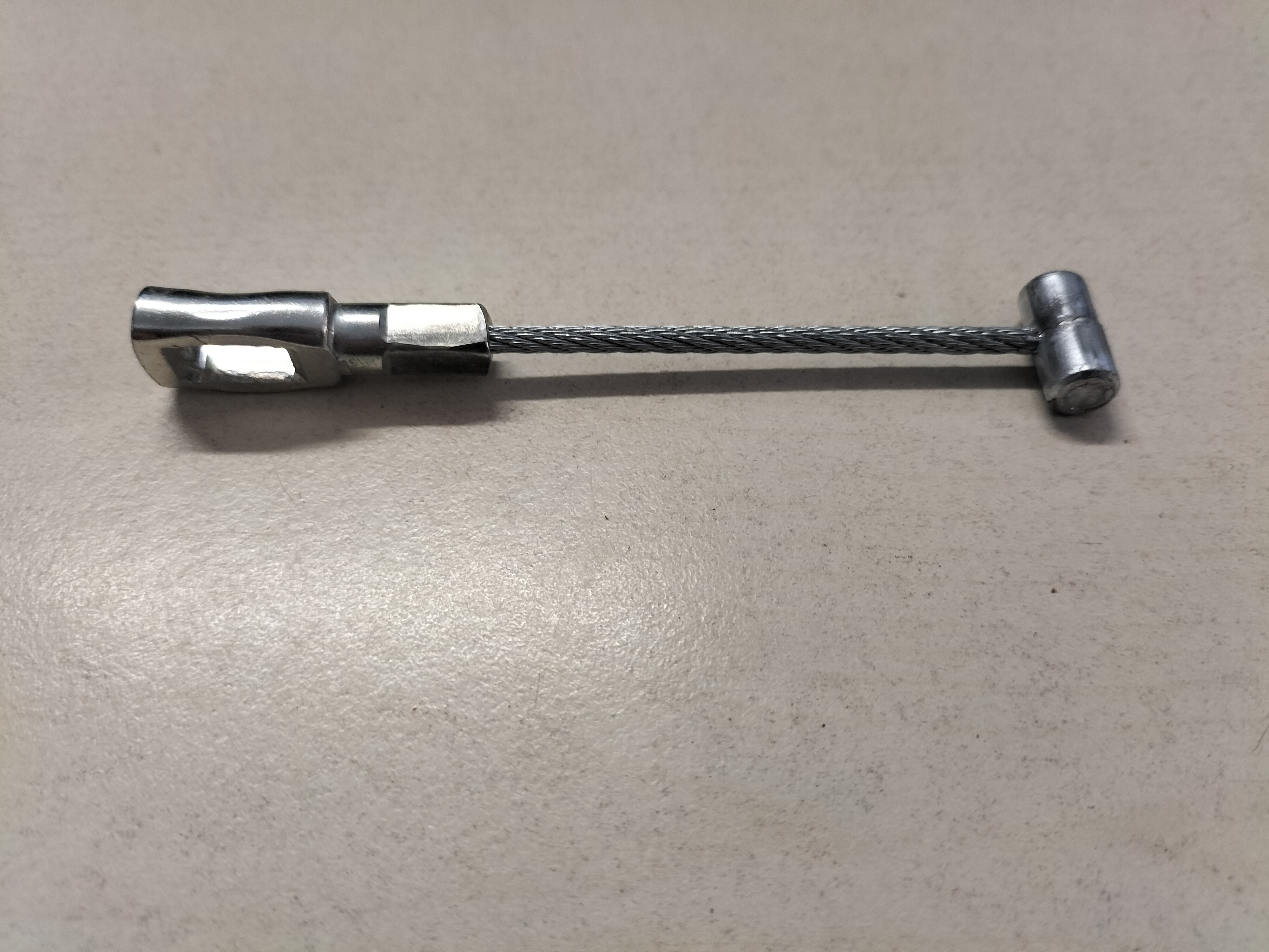 Cable-adjust lever, parking brake Nissan King Cab D22/ LCD22 44047-37G1A Original.