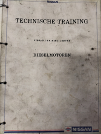 Technische training ''Dieselmotoren'' en ''Dieselmotoren (F-U) TD23/RD28'' Gebruikt.