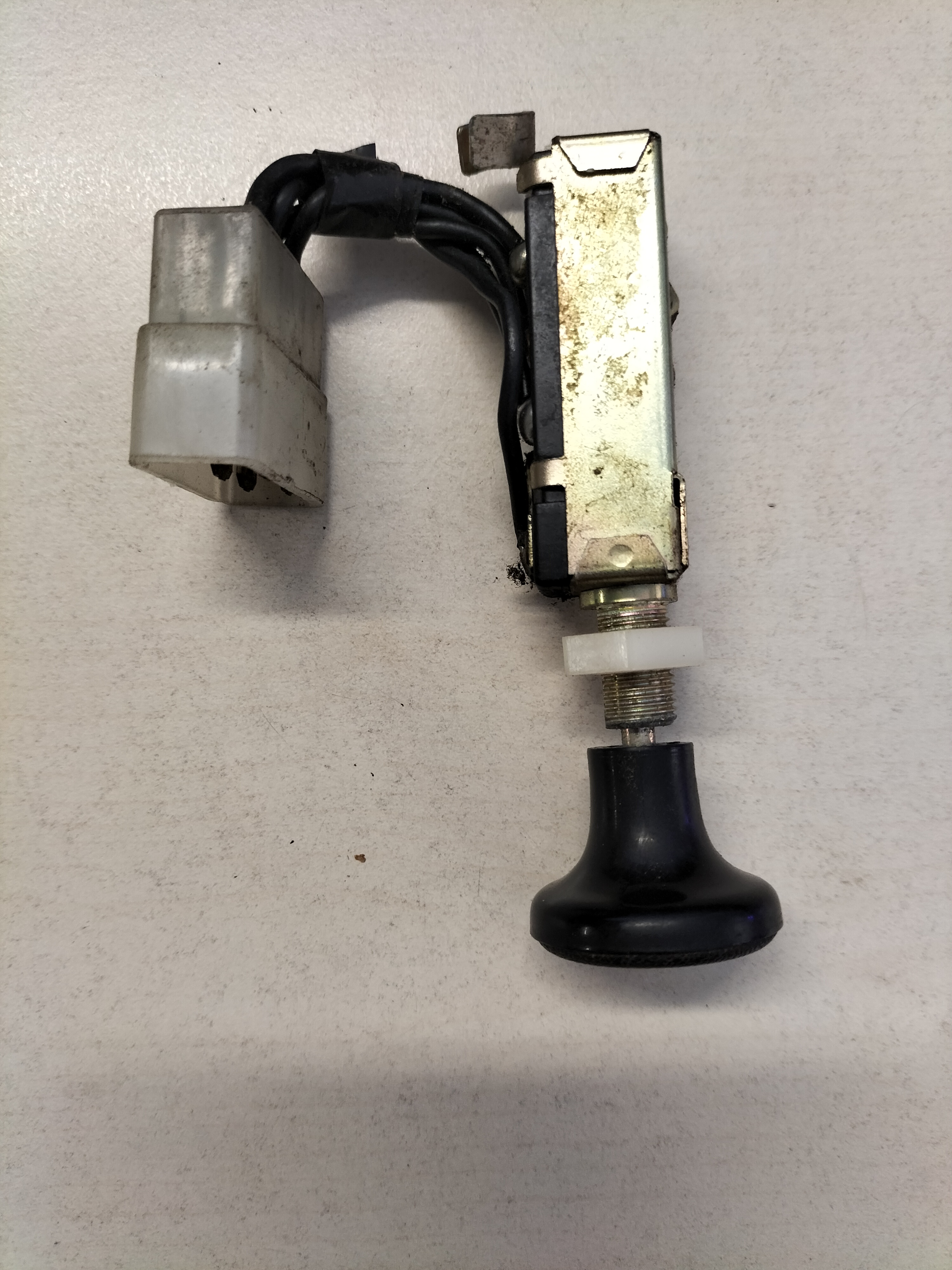 Assy-switch, wiper & washer Datsun Cherry E10 Sedan/ Wagon 25260-M0201 Used part.