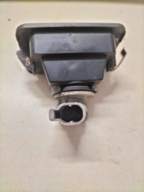 Kentekenverlichting Nissan Primera P11 26510-9F600 Gebruikt.