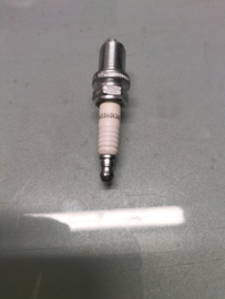 Spark plug RC10YCC4 Nissan 22401-74B00 Original.