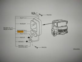 Spiegelglas links onderste Nissan Atleon 96366-LA70A Origineel.