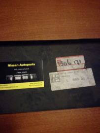 Linker deurplaat Nissan Cherry N10 1306171
