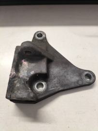 Bracket-power steering oil pump Nissan Micra K11 11940-6F600 Used part
