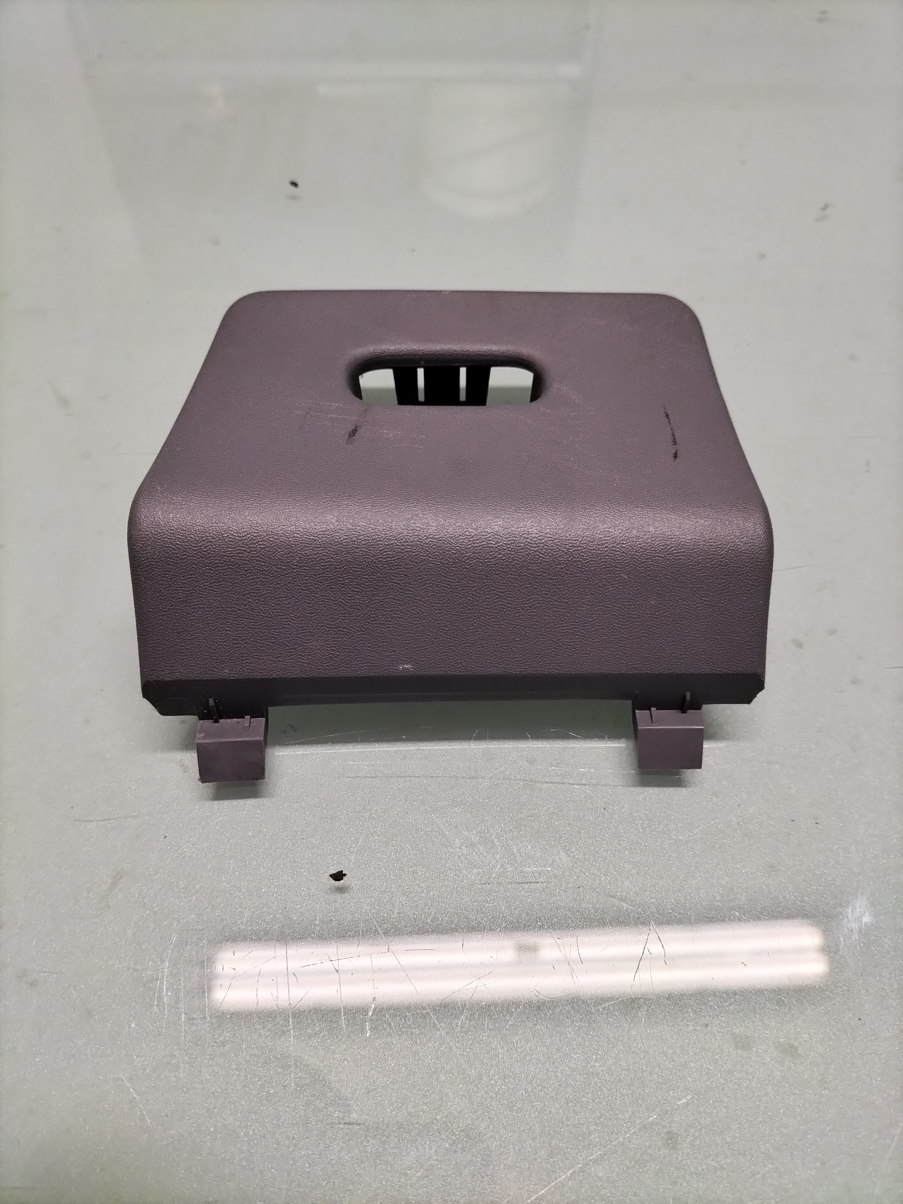 Afdekkap zekeringkast Nissan almera tino V10 68964-BU700 (68964-BU000) Gebruikt