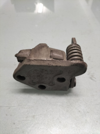 Deurscharnier onderste links Datsun Sunny B210 80421-H5000 Origineel.