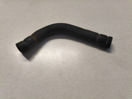Brandstofslang 120mm Datsun Bluebird 710 08742-20020 Gebruikt.