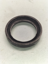 Seal-grease, front hub Datsun Sunny 40232-18000 B10/ B110/ B210 Original.