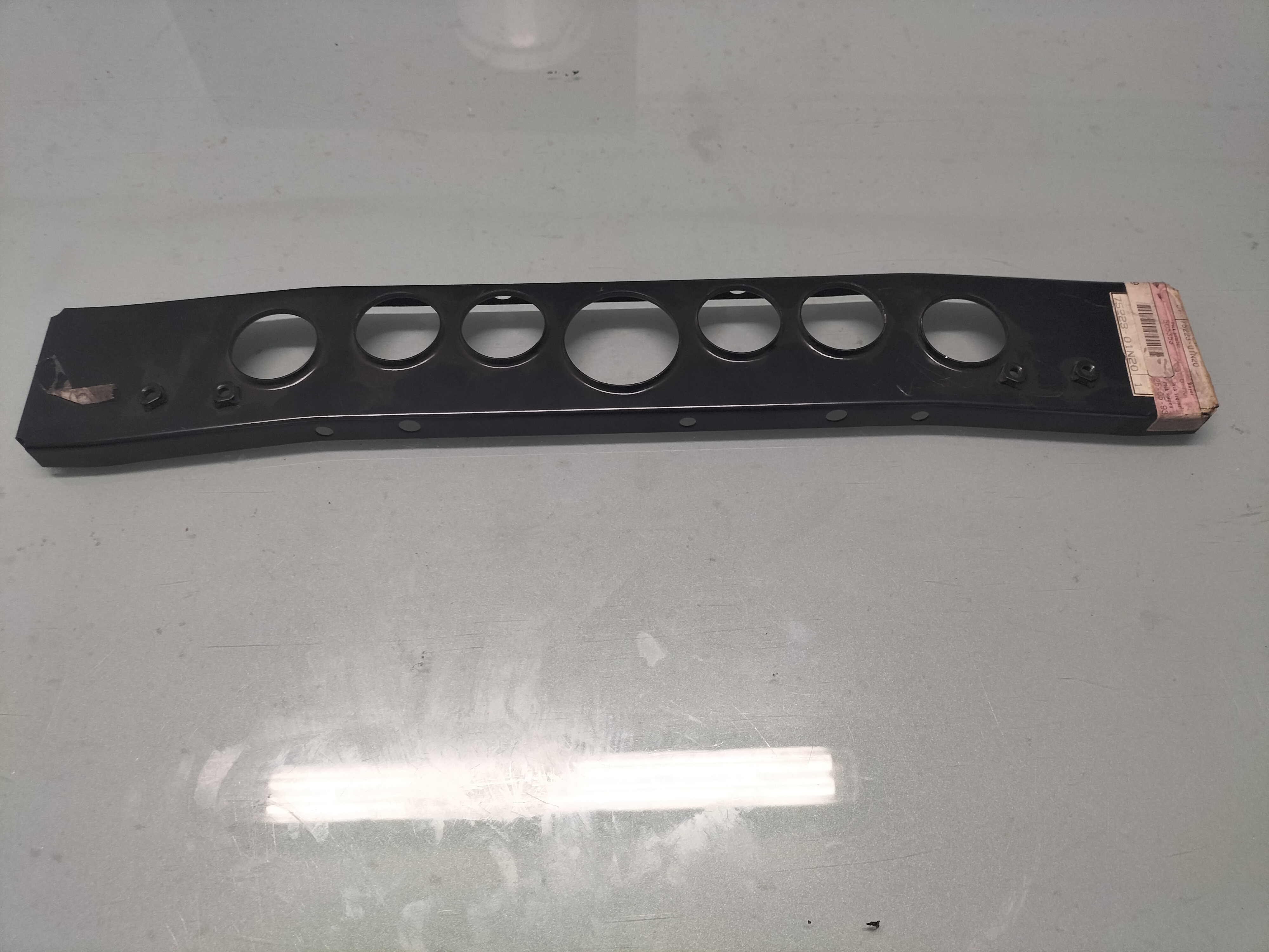 Chassisdeel Nissan 75223-01N20 Origineel.