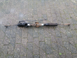 Stuurhuis CA16S/ CA20E/ CA20S Nissan Bluebird T72 49001-Q9010 Gebruikt.